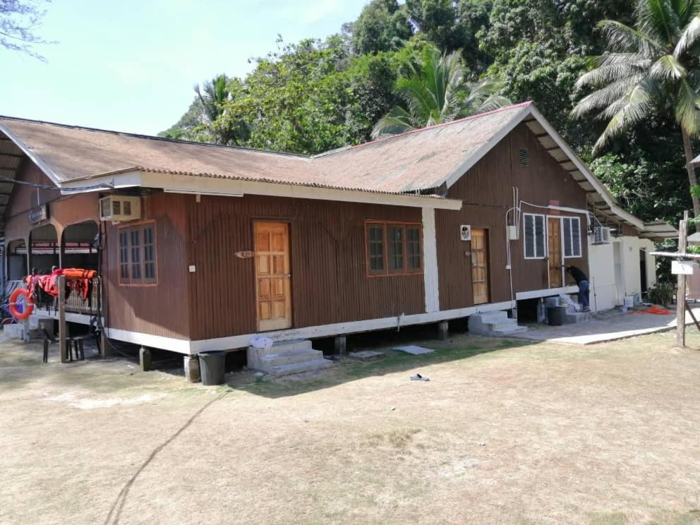 Empire Hotels & Resorts Kampong Pasir Hantu Exterior photo